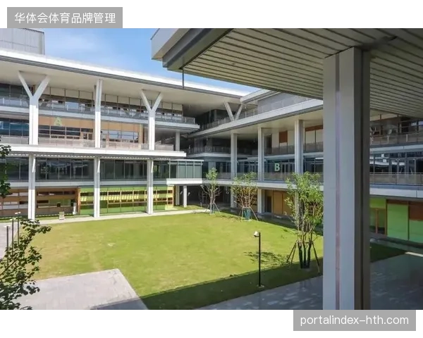 FIFA场馆建设标准更新，模块化空间如何切断施工进度与物流时差的纠葛
